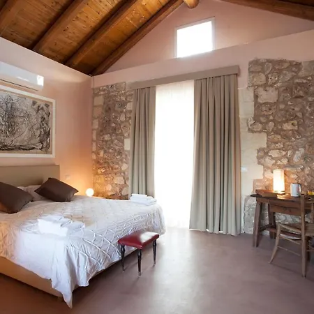 Penzion Falcon Country 3*