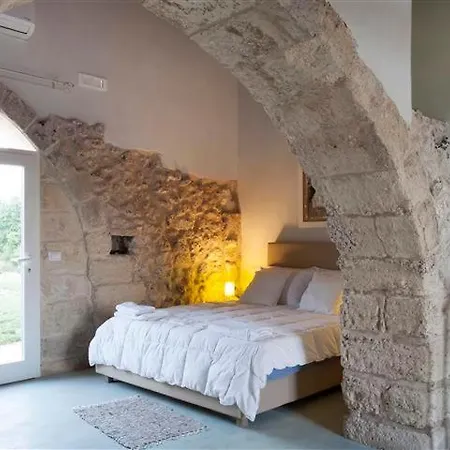 Falcon Country 3* Lecce